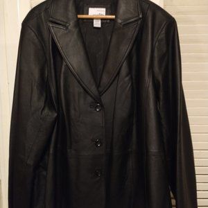 East 5th lady's 3 button black leather jacket sz 3X